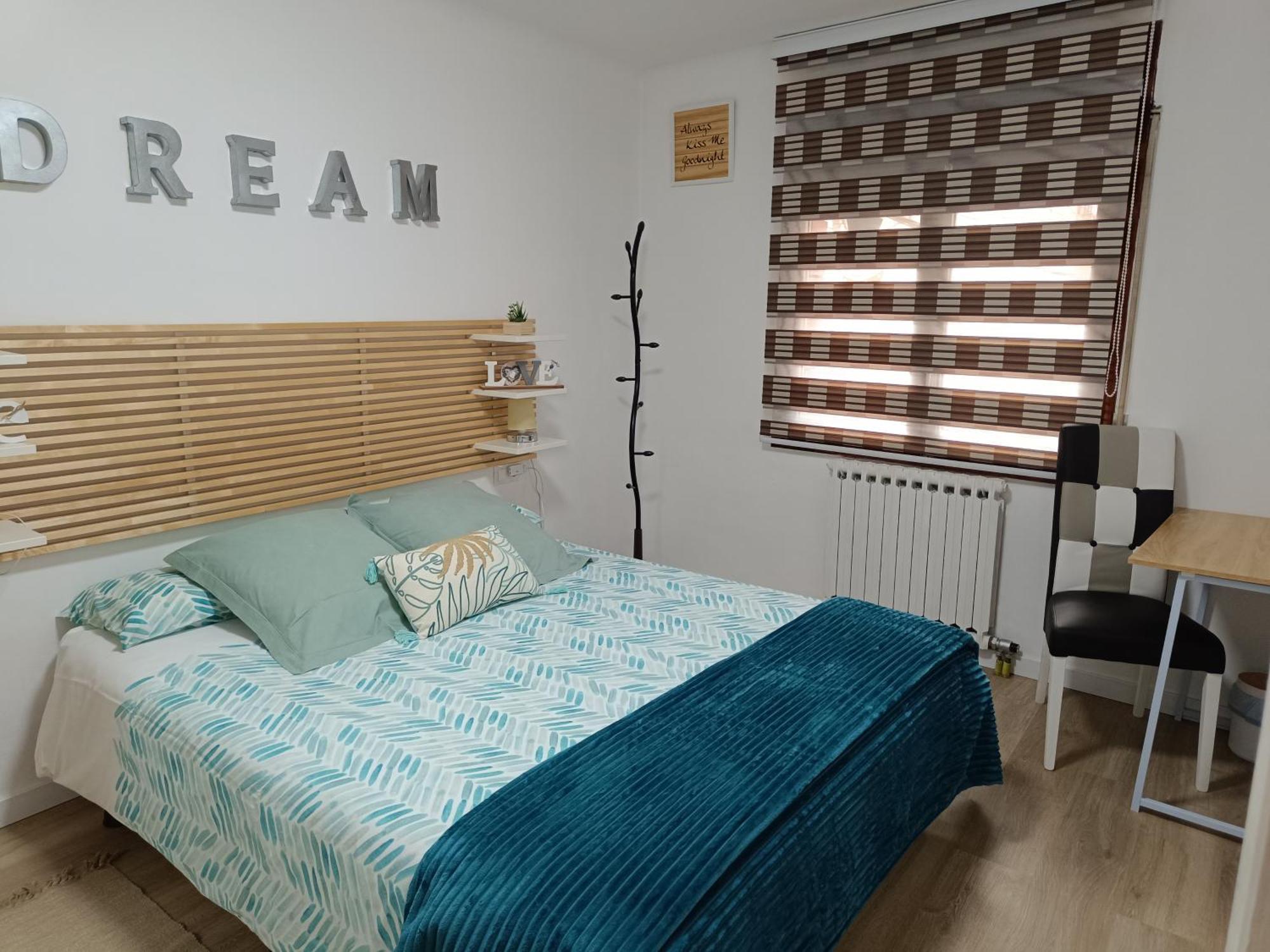 Apartamento Estel La Seu d'Urgell Bagian luar foto